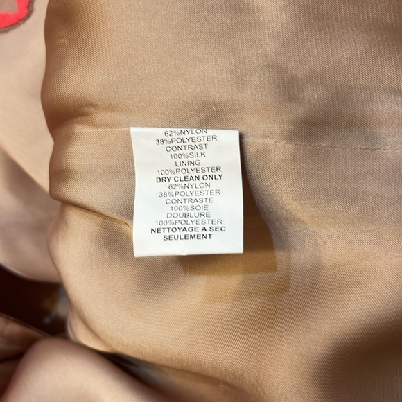 Trina Turk pensil skirt, size 8, NWT. - Picture 8 of 8